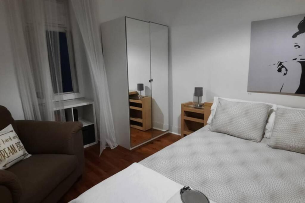 Charming Sunny Terrace / One Bedroom Apartment Lisboa Kültér fotó